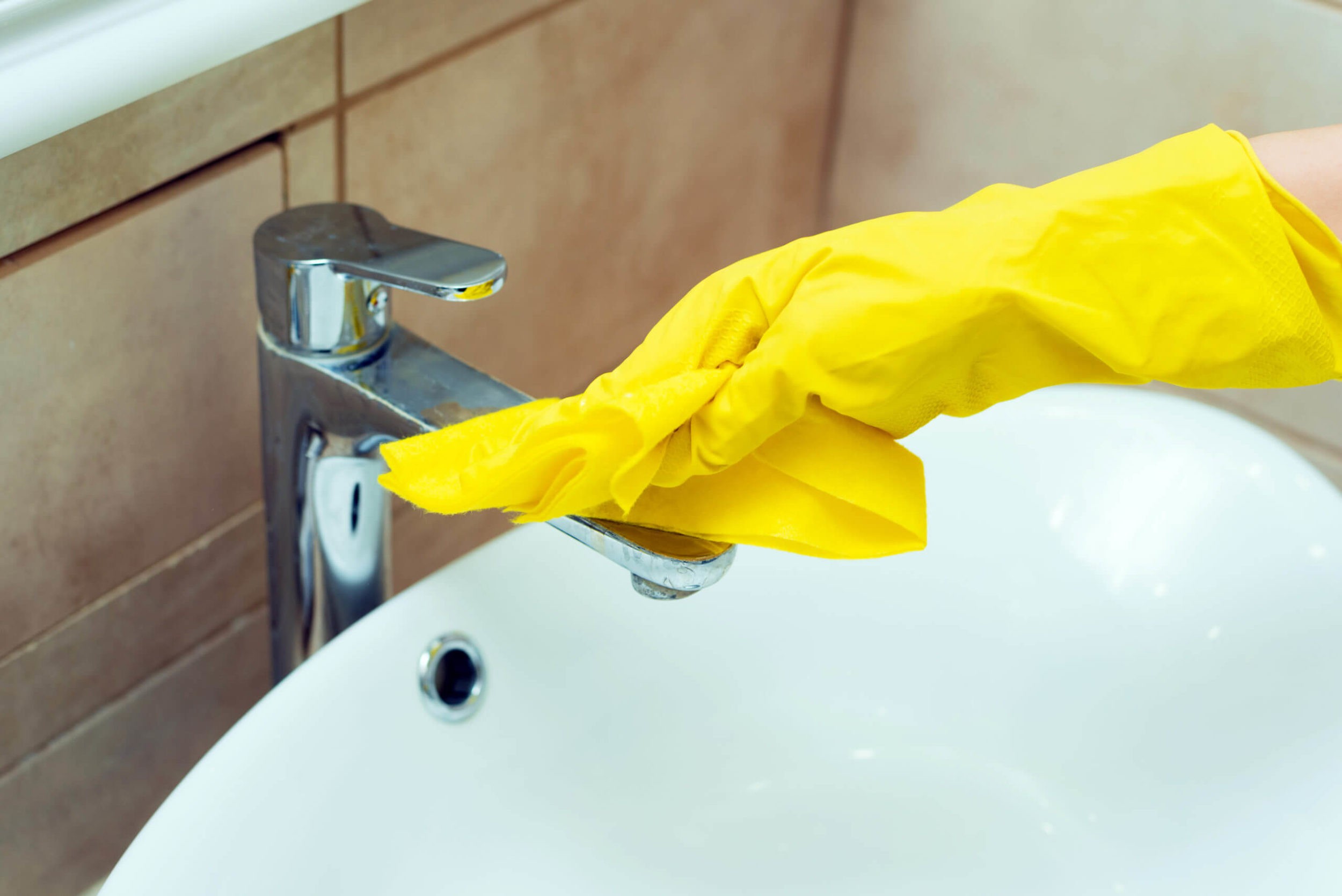 Disinfecting a Bathroom 101: Key Tricks & Tips